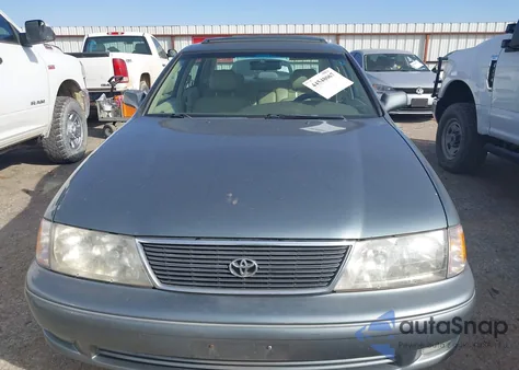 1998 Toyota Avalon Xls z USA, uszkodzony, nr VIN 4T1BF18B1WU238035